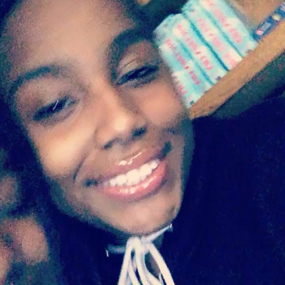 Meet your Posher, Daisha